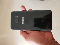 Black Samsung Galaxy S7 Edge