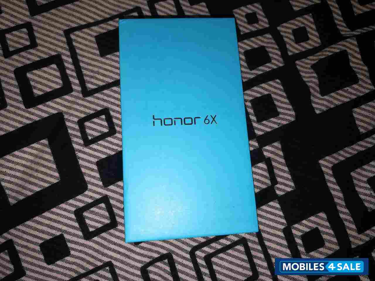 Gold Huawei Honor 6X