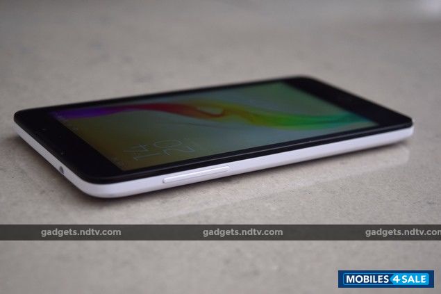 White Coolpad Dazen 1