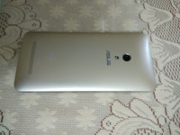 Golden Asus Zenfone 5