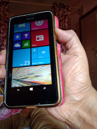 White Nokia Lumia 630