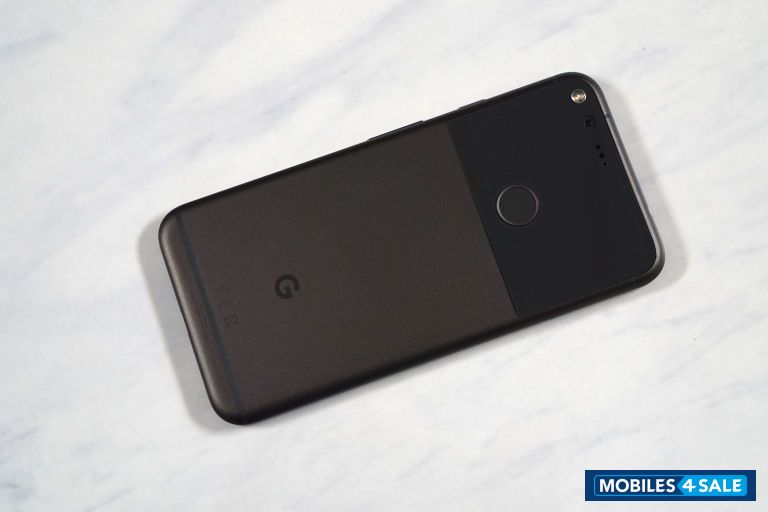 Black Google Pixel