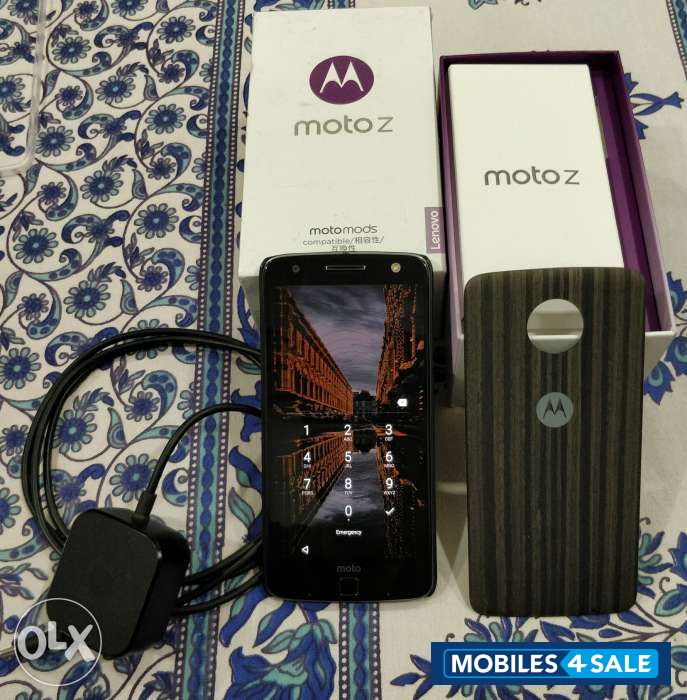Black Motorola MOTO Z