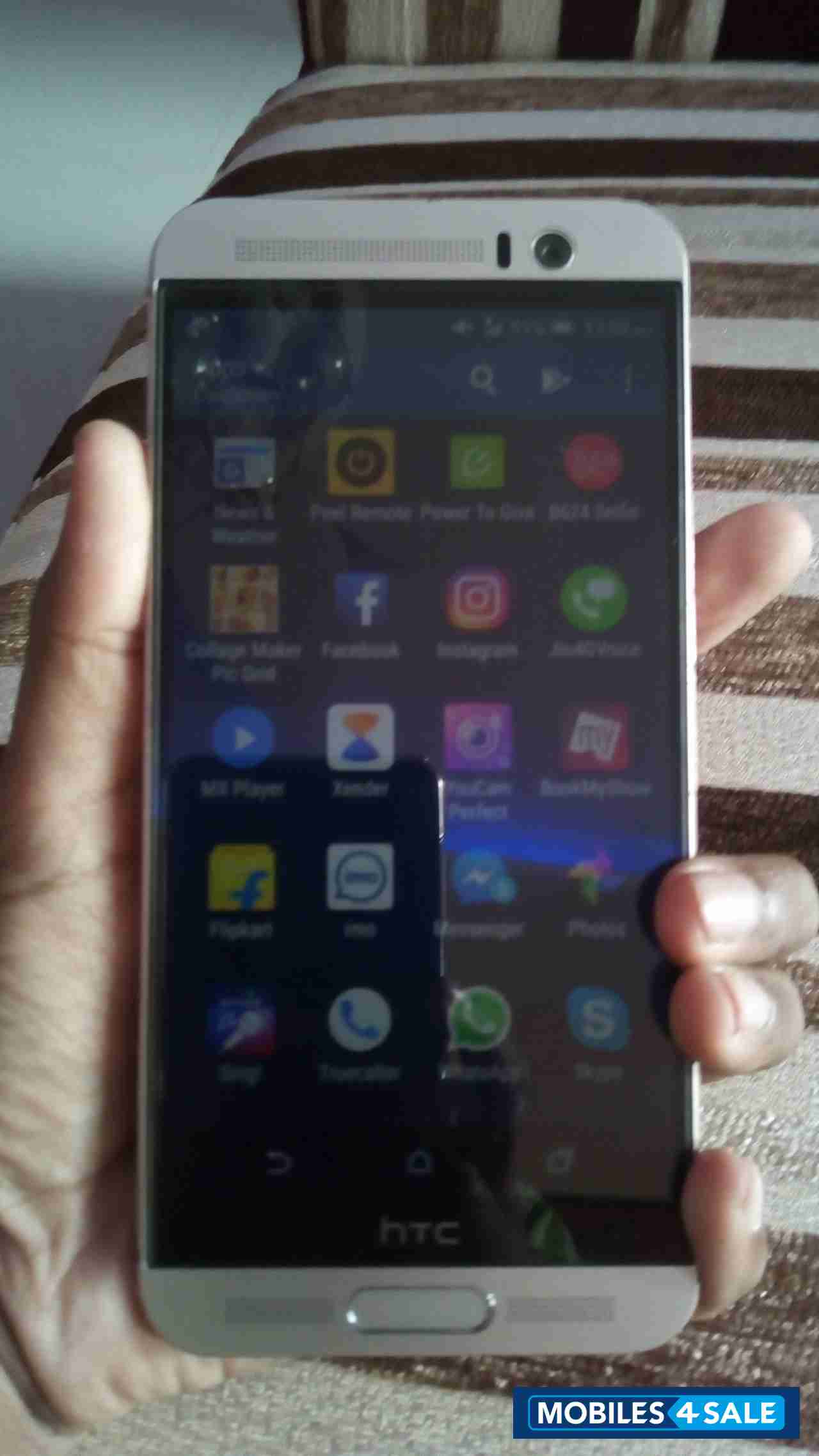 Grey HTC One M9 Plus