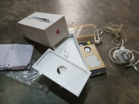 White Apple iPhone 5