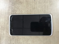 White HTC Desire 828 Dual SIM