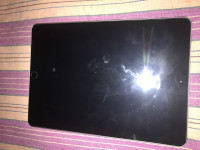 Space Grey Apple iPad 9.7