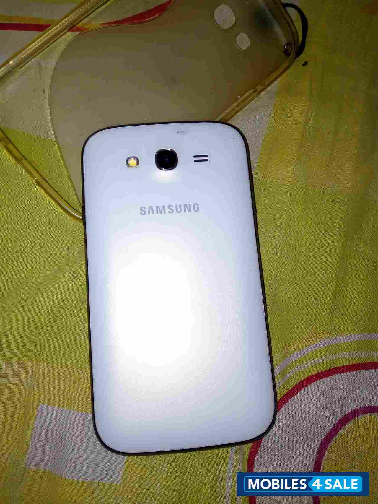 White Samsung Galaxy Grand Neo Plus