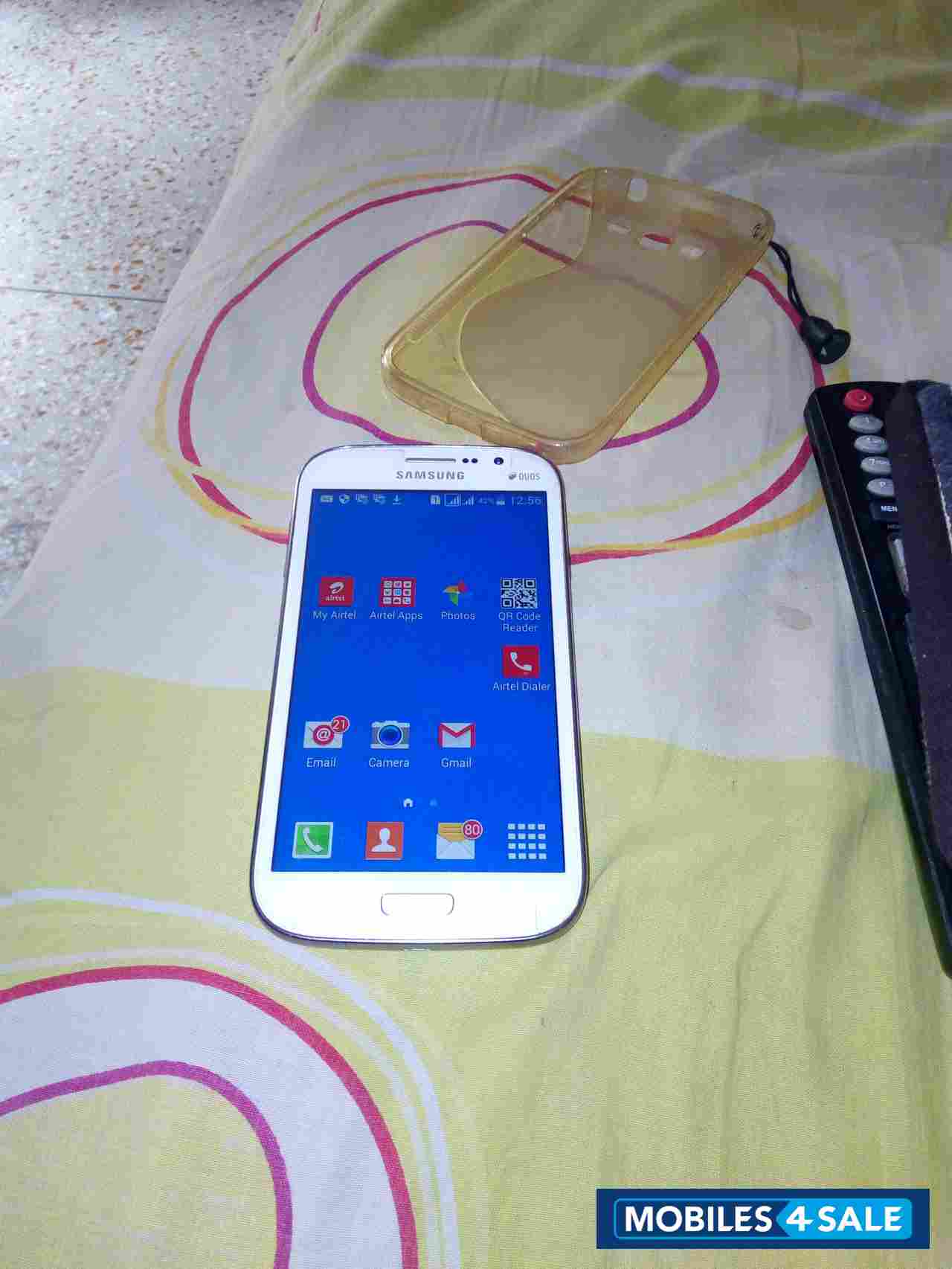 White Samsung Galaxy Grand Neo Plus