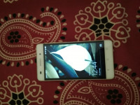 White Huawei Honor 4C