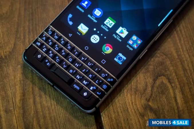 Black BlackBerry KEYone