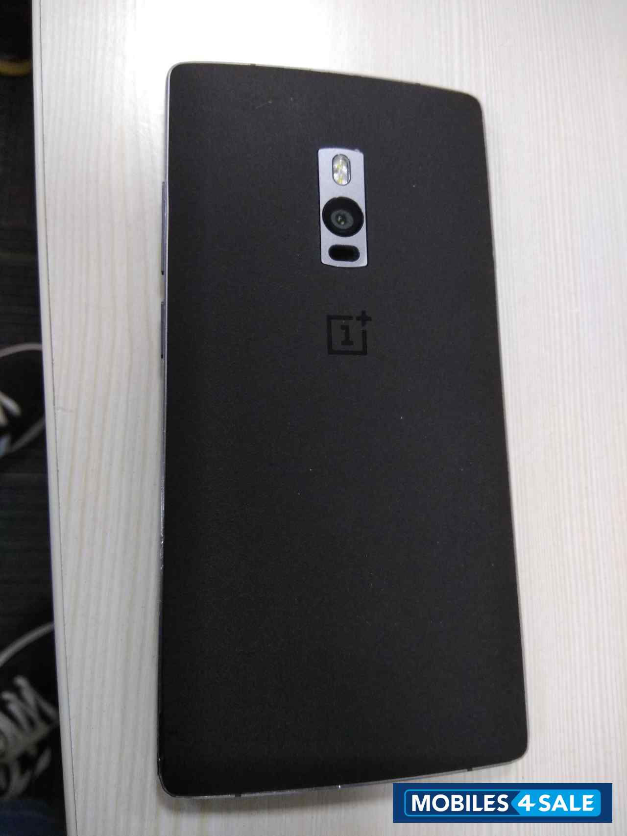 Black OnePlus Two