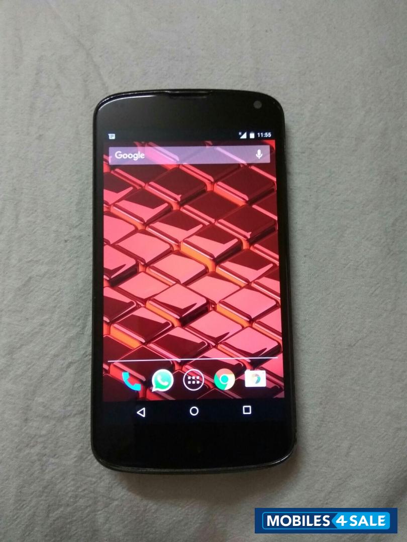 Black LG Nexus 4