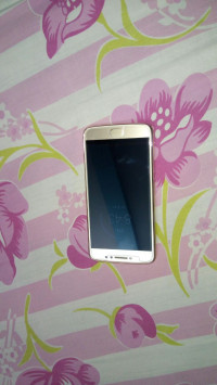 Gold Motorola Moto E4 Plus