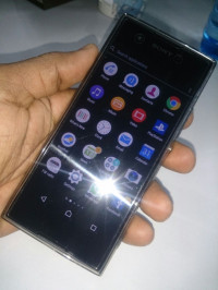 Black Sony Xperia XA1