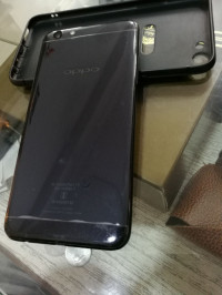 Black Oppo