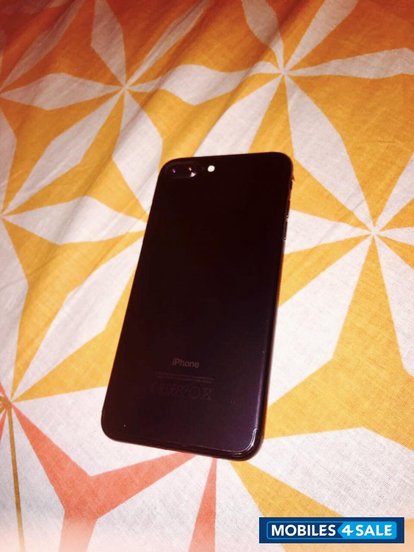 Black Apple iPhone 7 Plus