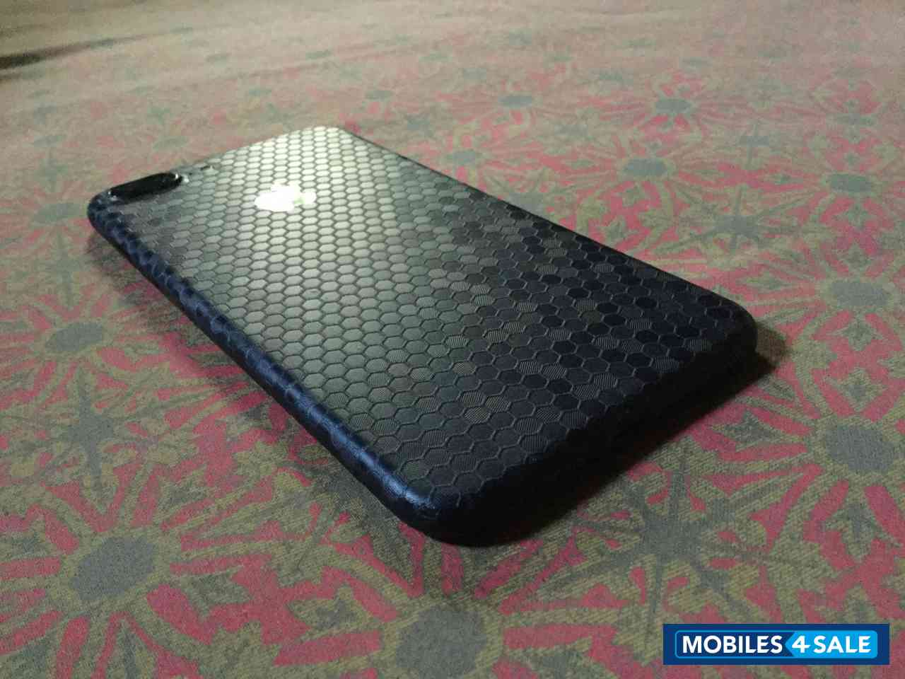 Black Apple iPhone 7 Plus