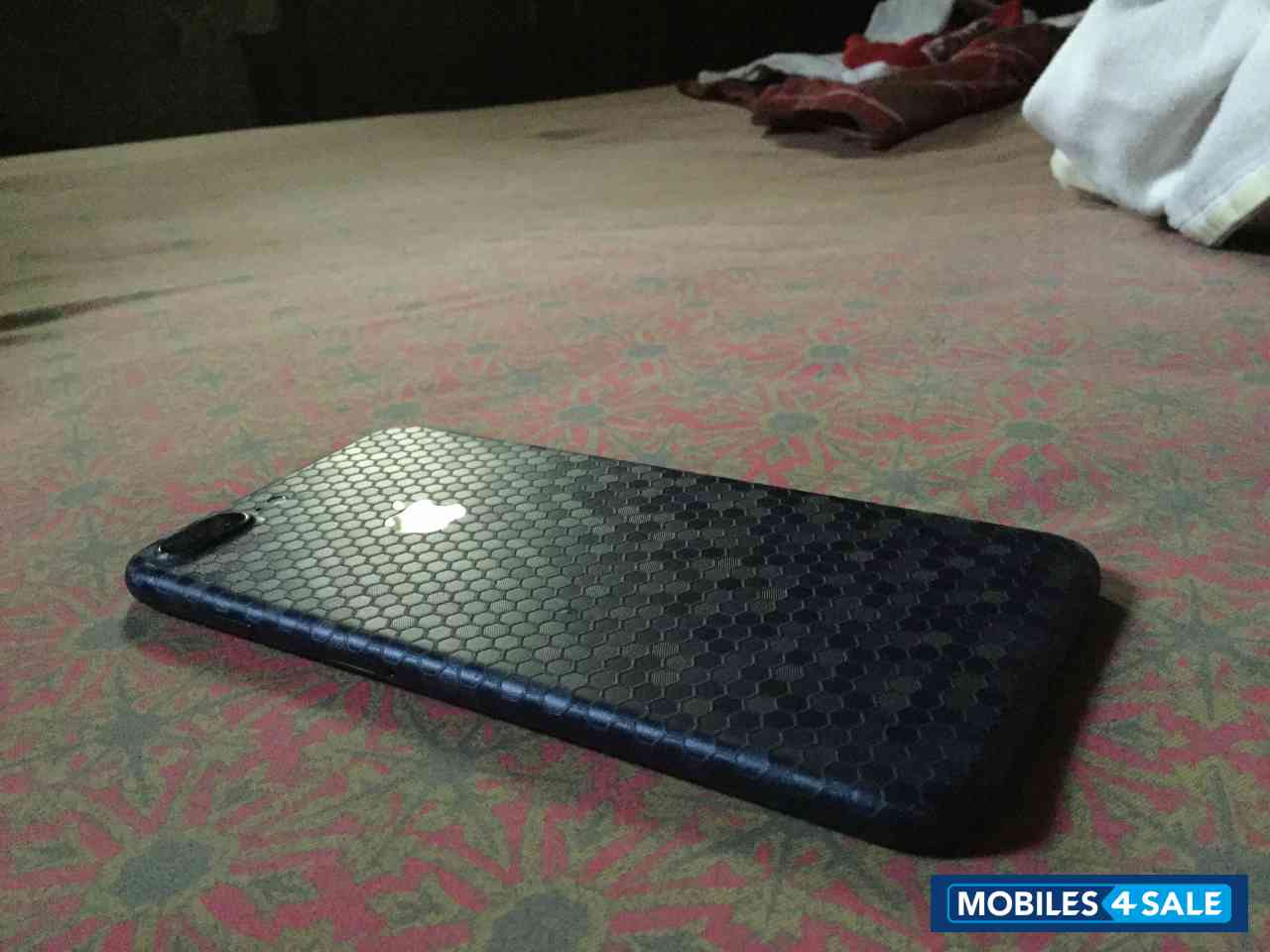 Black Apple iPhone 7 Plus