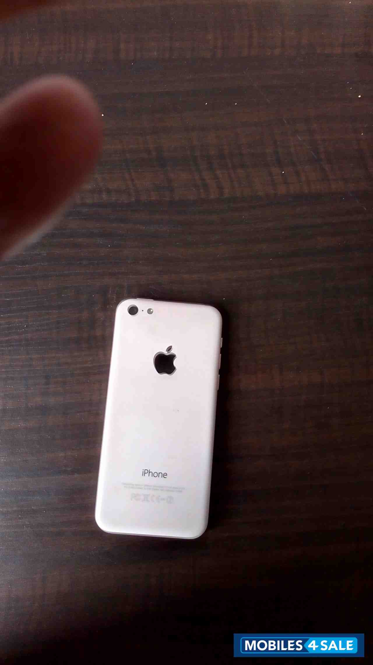 White Apple iPhone 5C