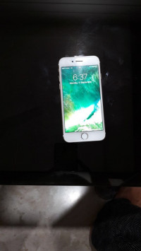 Gold Apple iPhone 7
