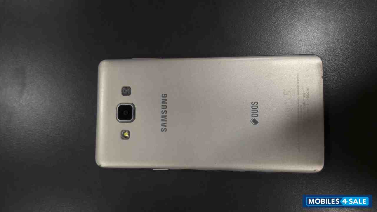 Gold Samsung A-series SM-A700FD