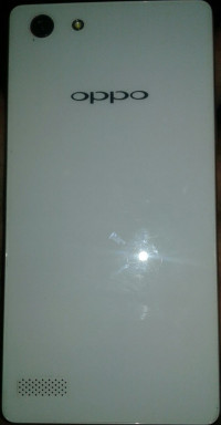 White Oppo Neo 7