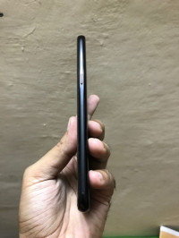 Black Samsung Galaxy S8