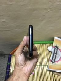 Black Samsung Galaxy S8