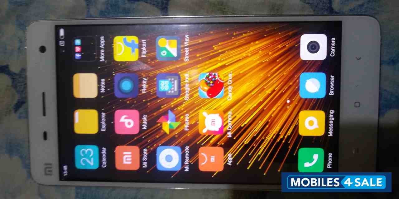 White Xiaomi MI-4 White Xiaomi MI-4