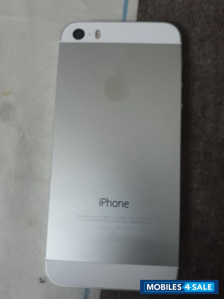 Silver Apple iPhone 5S