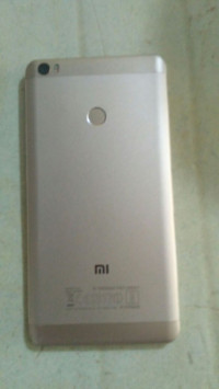 Golden Xiaomi Mi Max Prime