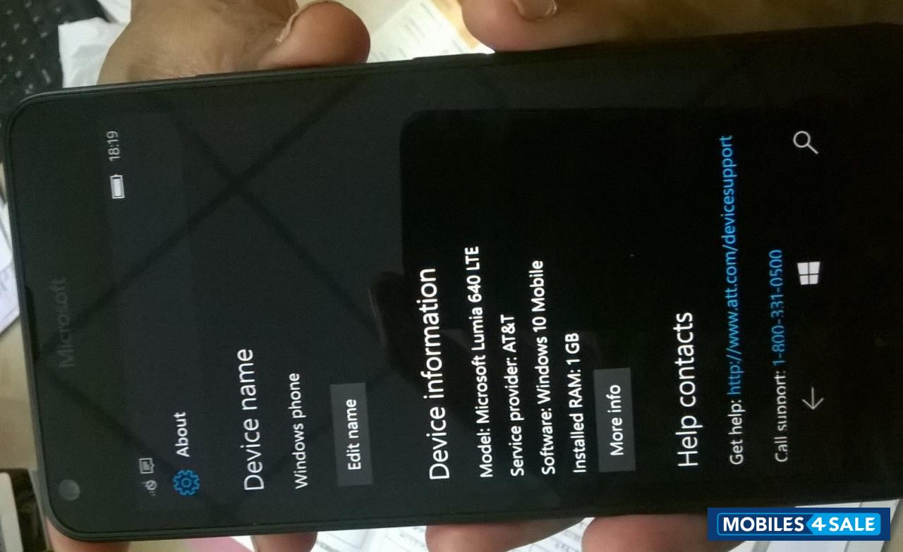 Black Microsoft Lumia Lumia 640 LTE