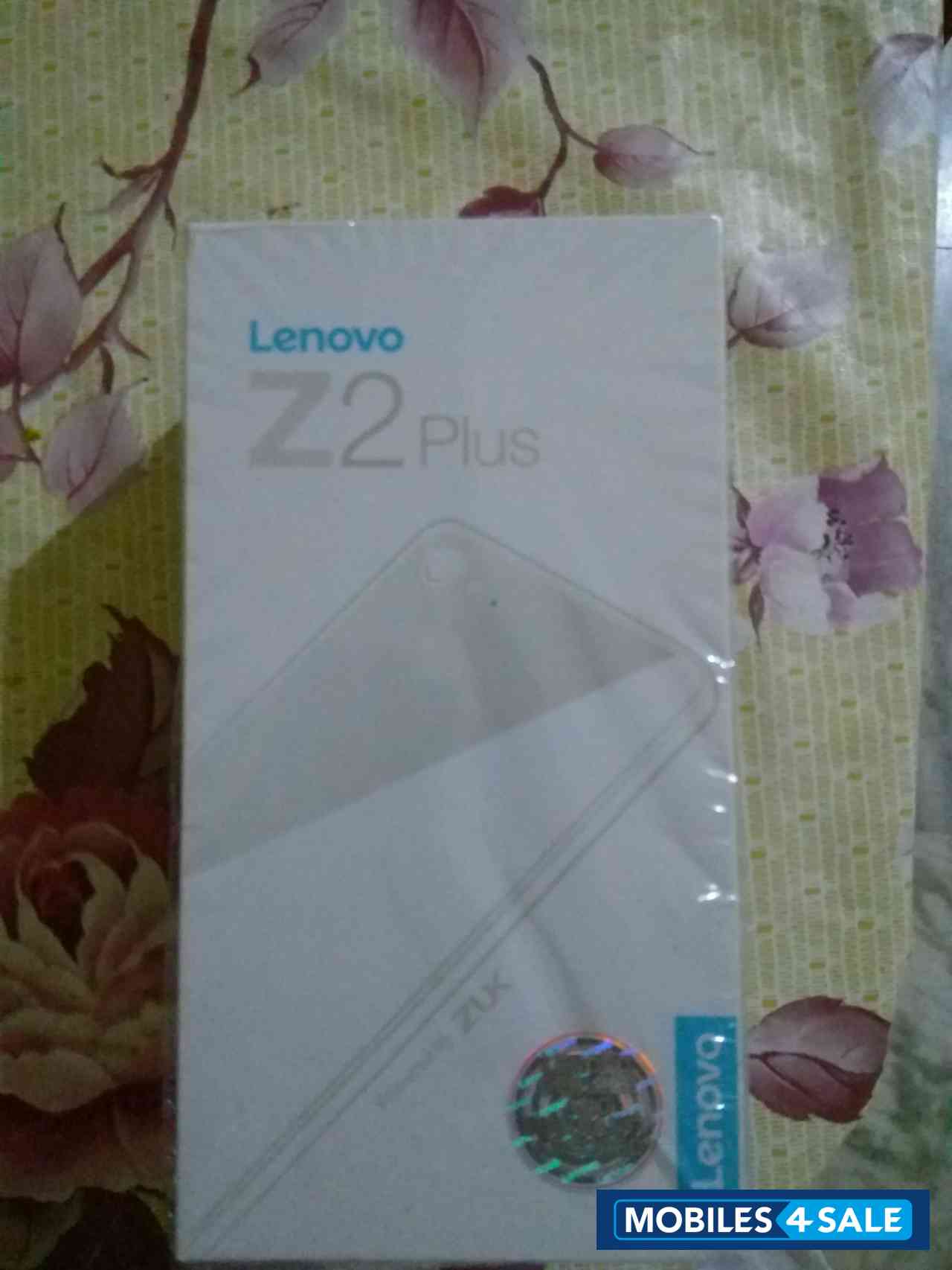 Black Lenovo Z2 Plus