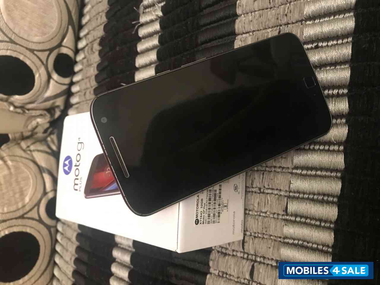 Black Motorola Moto G4 Plus