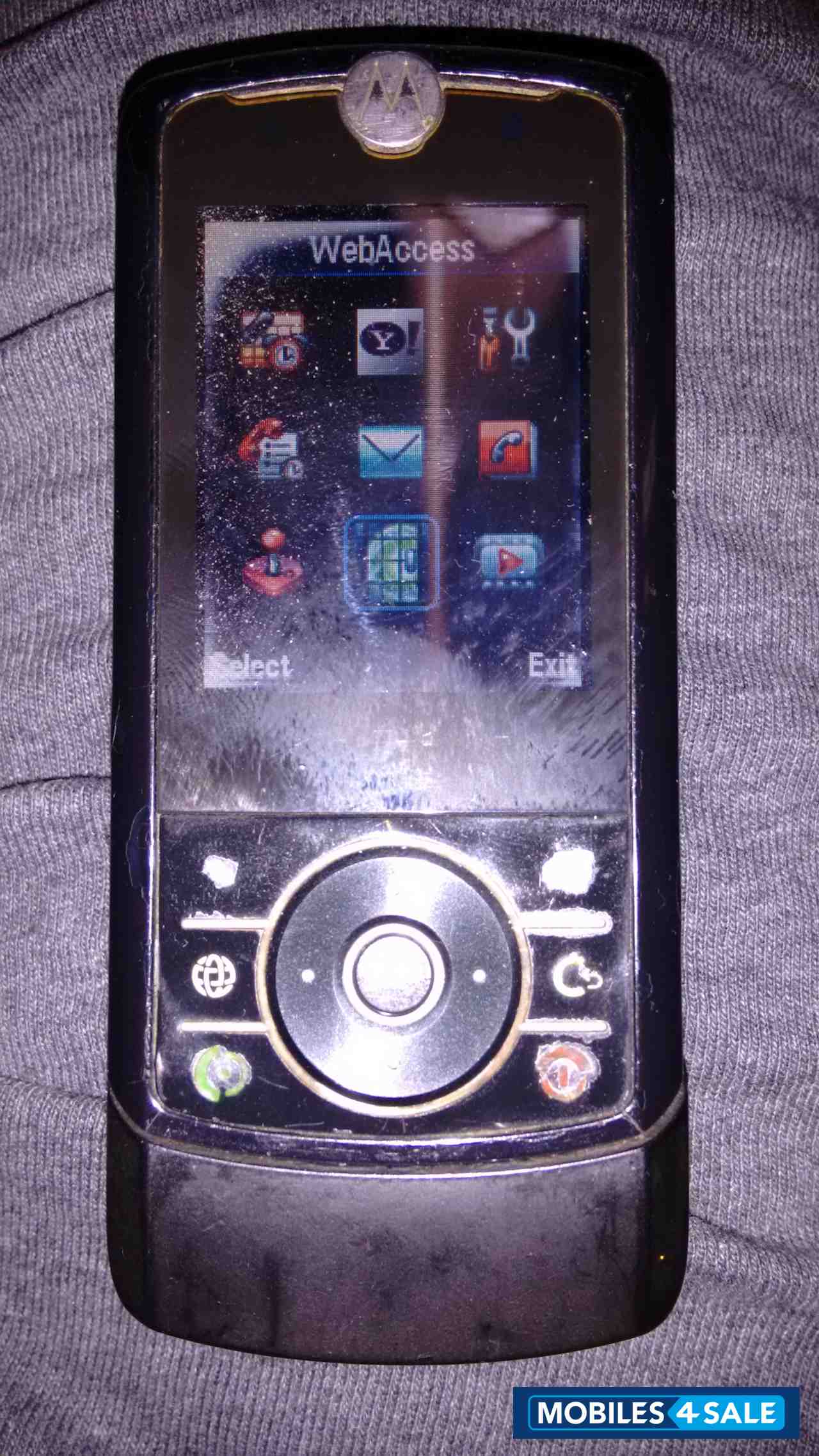Black Motorola  Rizr Z3