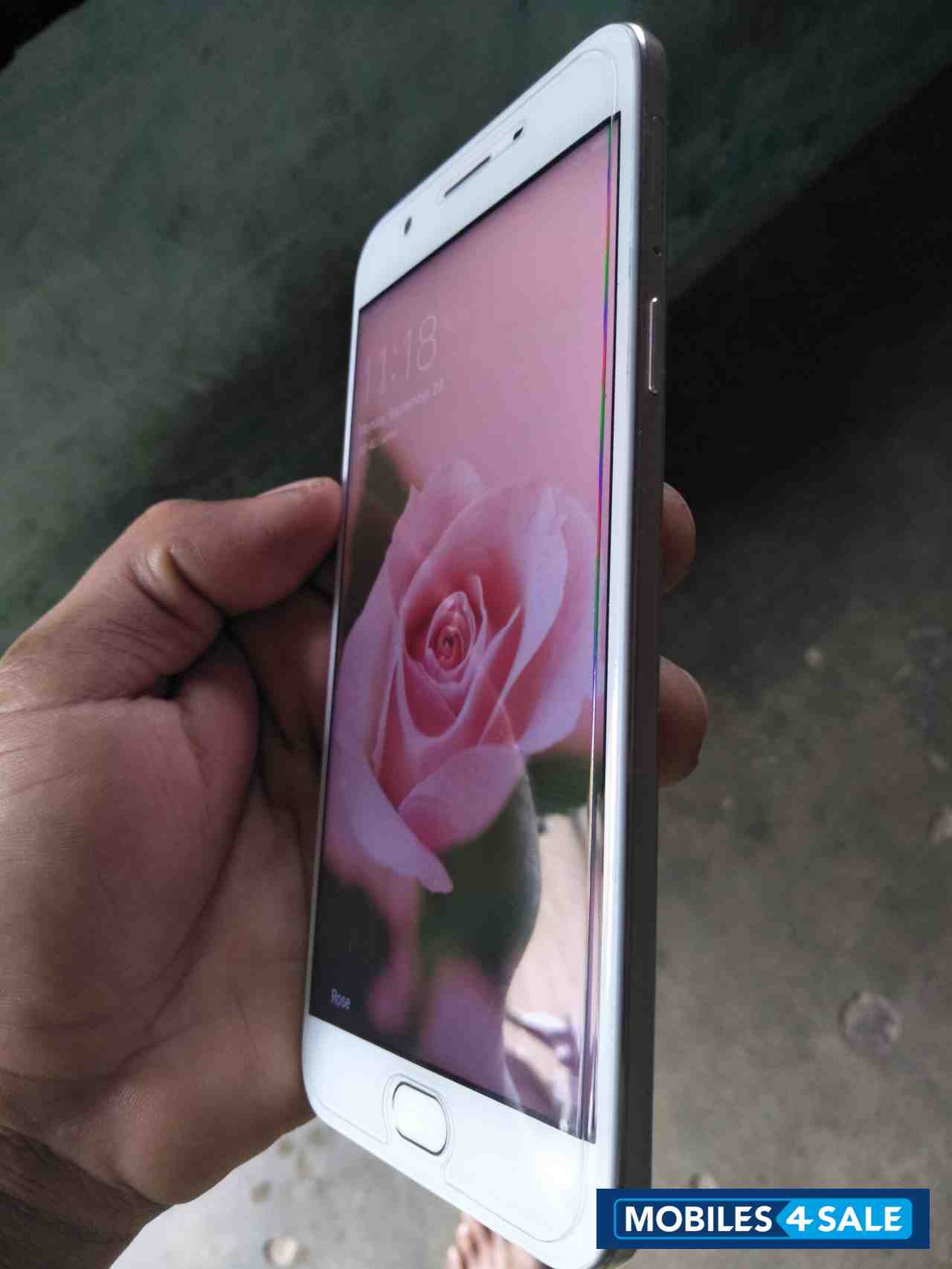 Rose Gold Oppo  F1s