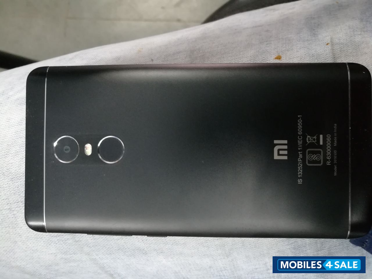 Black Xiaomi Redmi Note 4
