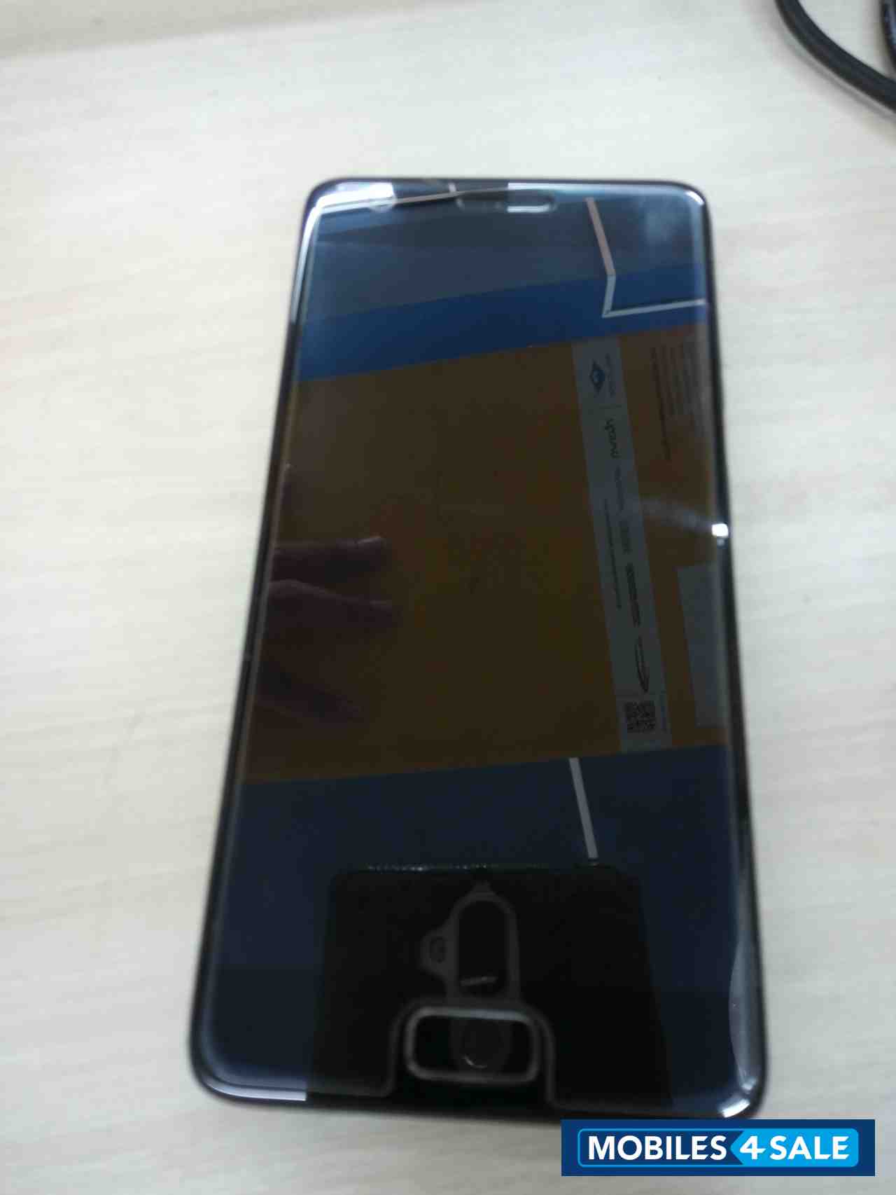 Black Lenovo Z2 Plus