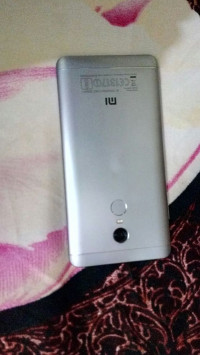 Grey Xiaomi Redmi Note 4