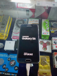 Blue Samsung Galaxy S6