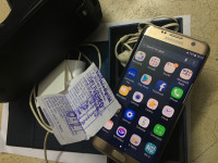 Gold Samsung Galaxy S7 Edge