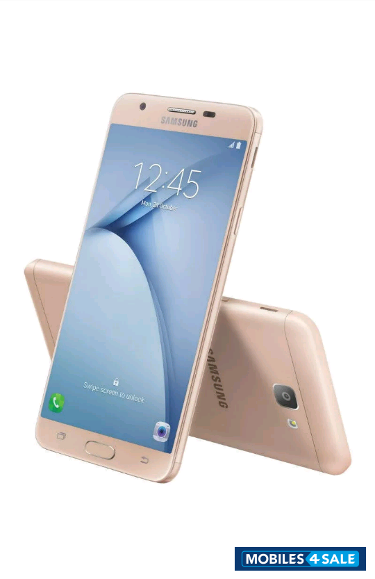 Gold Samsung Samsung Galaxy on Nxt unused phone