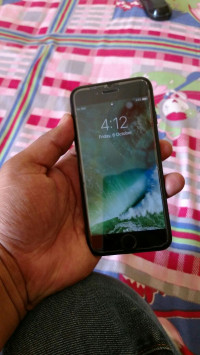 Matte Black Apple iPhone 7