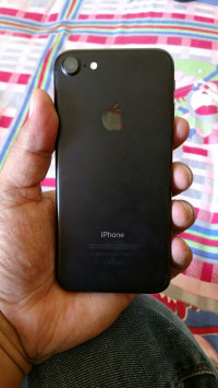 Matte Black Apple iPhone 7