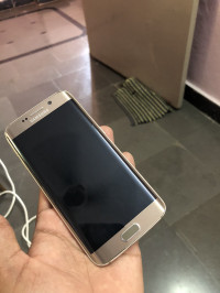 Gold Platinum Samsung Galaxy S6 Edge