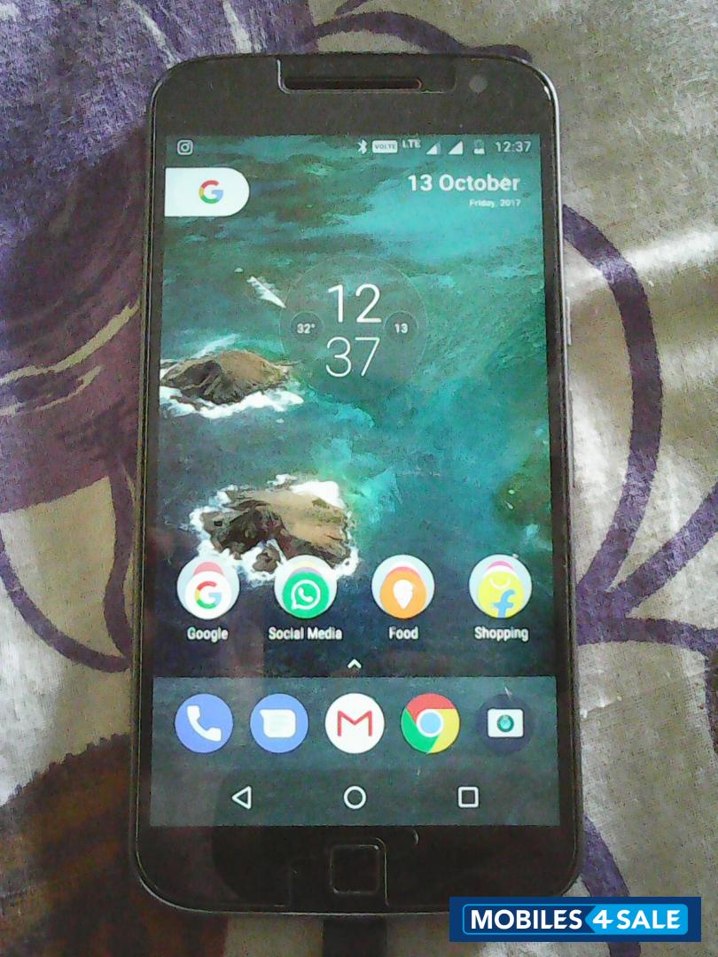 Black Motorola Moto G4 Plus