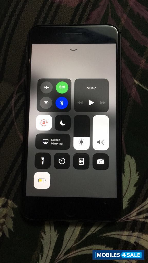 Matte Black Apple iPhone 7 Plus