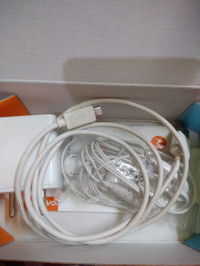 Gold Motorola Moto E4 Plus