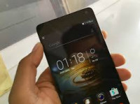 Silver Lenovo Vibe P1 Turbo